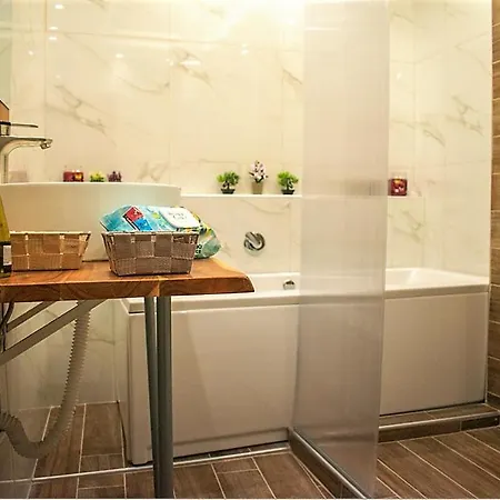 Ayasofia Jakuzzi 2 Bedrooms Balcony Apartment